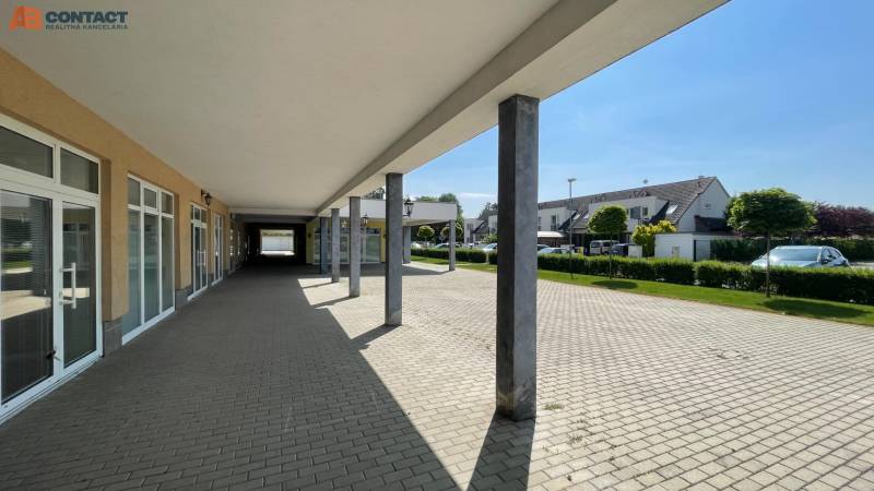 Arenda Torgovye-pomeshchenija, Torgovye-pomeshchenija, K lodenici, Pie